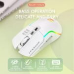 ⁦ماوس العاب لاسلكي R8 1761 RGB قابل لاعادة الشحن بوضع مزدوج وبلوتوث 2.4G 10 متر - اضاءة RGB - 7 ازرار - زر تشغيل/إيقاف موفر للطاقة - 3200 نقطة لكل بوصة - خفيف الوزن - للاعمال المكتبية⁩ - الصورة ⁦3⁩