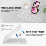 ⁦كيبورد بلوتوث صغير B023 قابل للطي وقابل لاعادة الشحن 5.1 - مزامنة حتى 3 اجهزة - خاصية الاستيقاظ/السكون التلقائي المغناطيسي المحمول لويندوز/اندرويد IOS/اللابتوب/التلفزيون (حامل مجاني) (ابيض)⁩ - الصورة ⁦3⁩