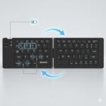 ⁦لوحة مفاتيح لاسلكية قابلة للطي من V Volt لـ الجوال والتابلت واللابتوب - موديل JB-828 تصميم نحيف قابل لإعادة الشحن، اتصال بلوتوث ثابت، حروف عالية الدقة، خفيفة الوزن (اسود)⁩ - الصورة ⁦4⁩