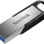 فلاشة بن درايف 3.0 USB بسعة 64 جيجابايت سانديسك الترا فلير